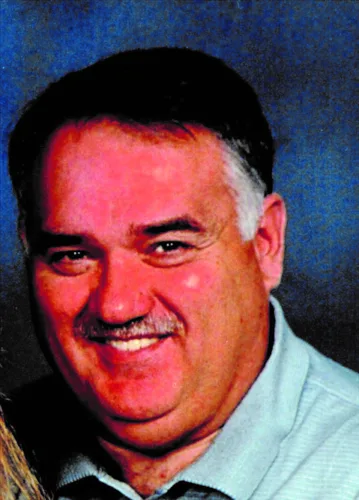 DAVID LEACH